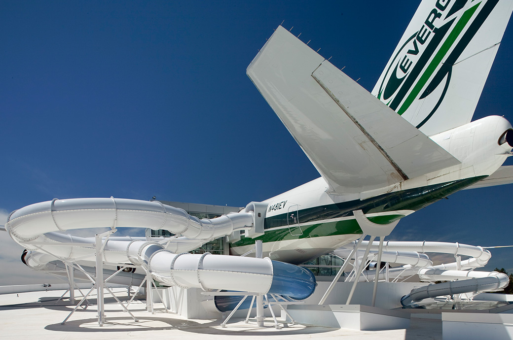 AquaTube WhiteWater West