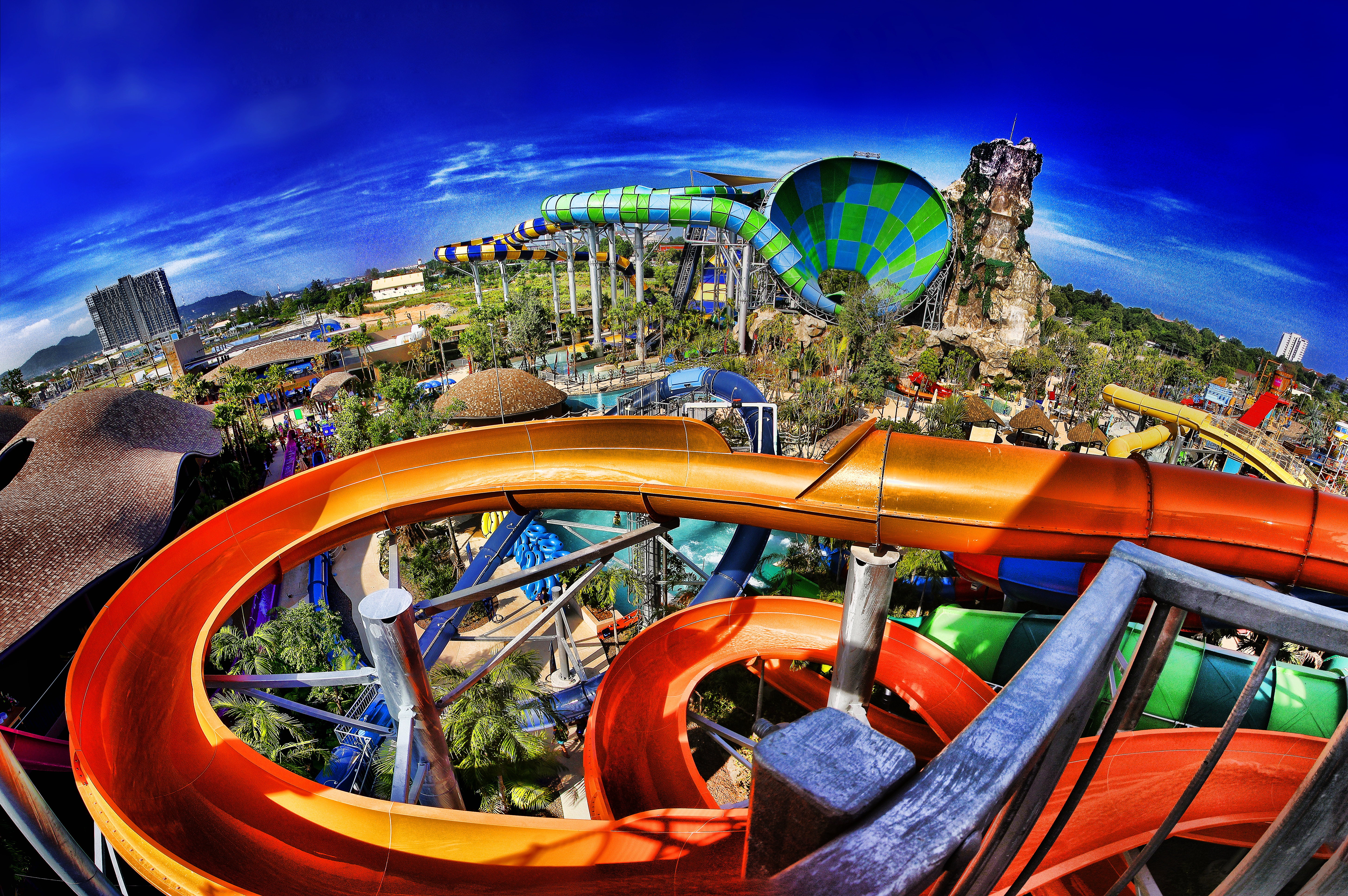 theme park meaning amusement parks near me