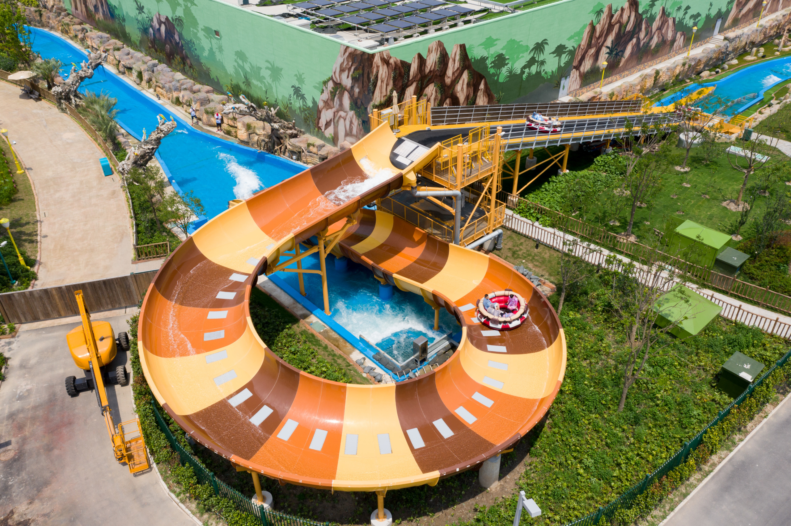 Spinning Rapids Ride, Haichang Ocean Park, Shanghai, China