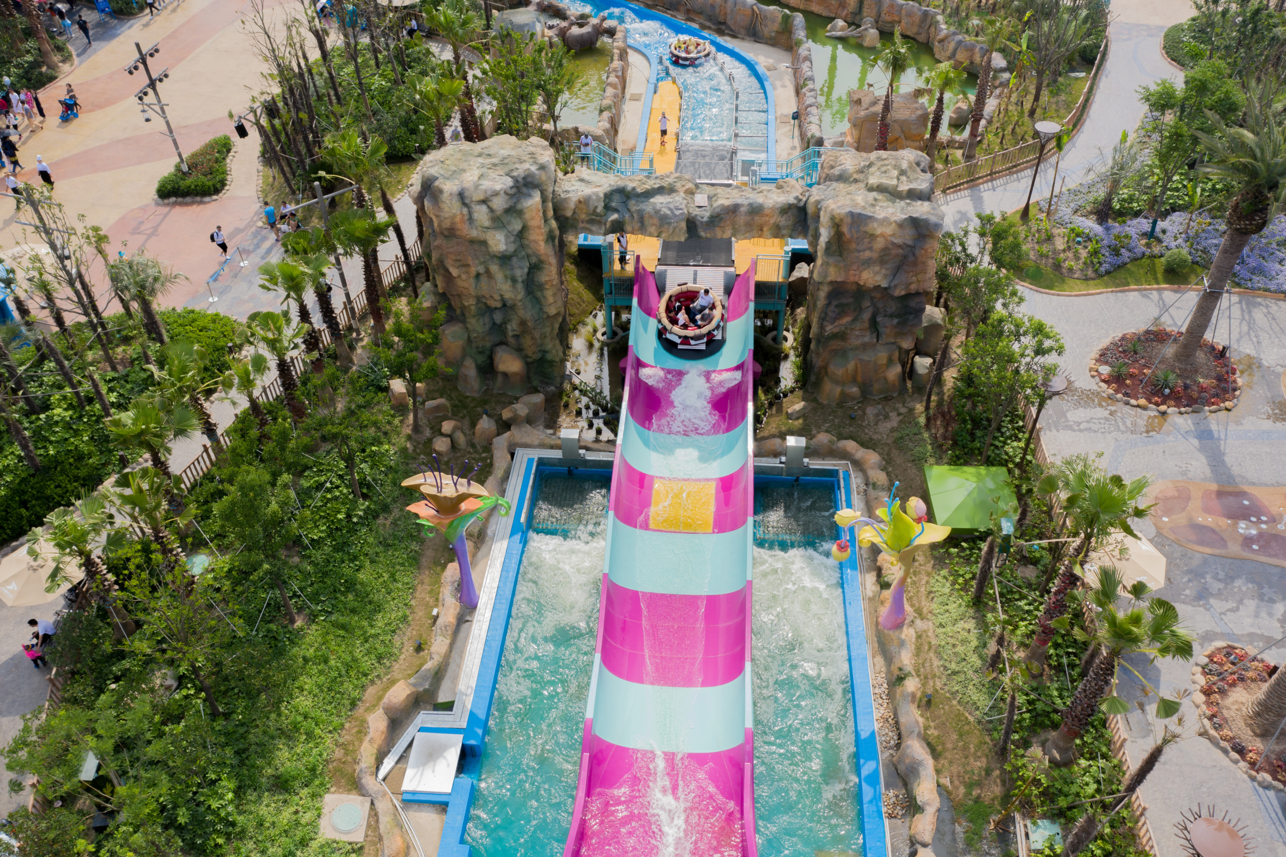 Spinning Rapids Ride, Haichang Ocean Park, Shanghai, China