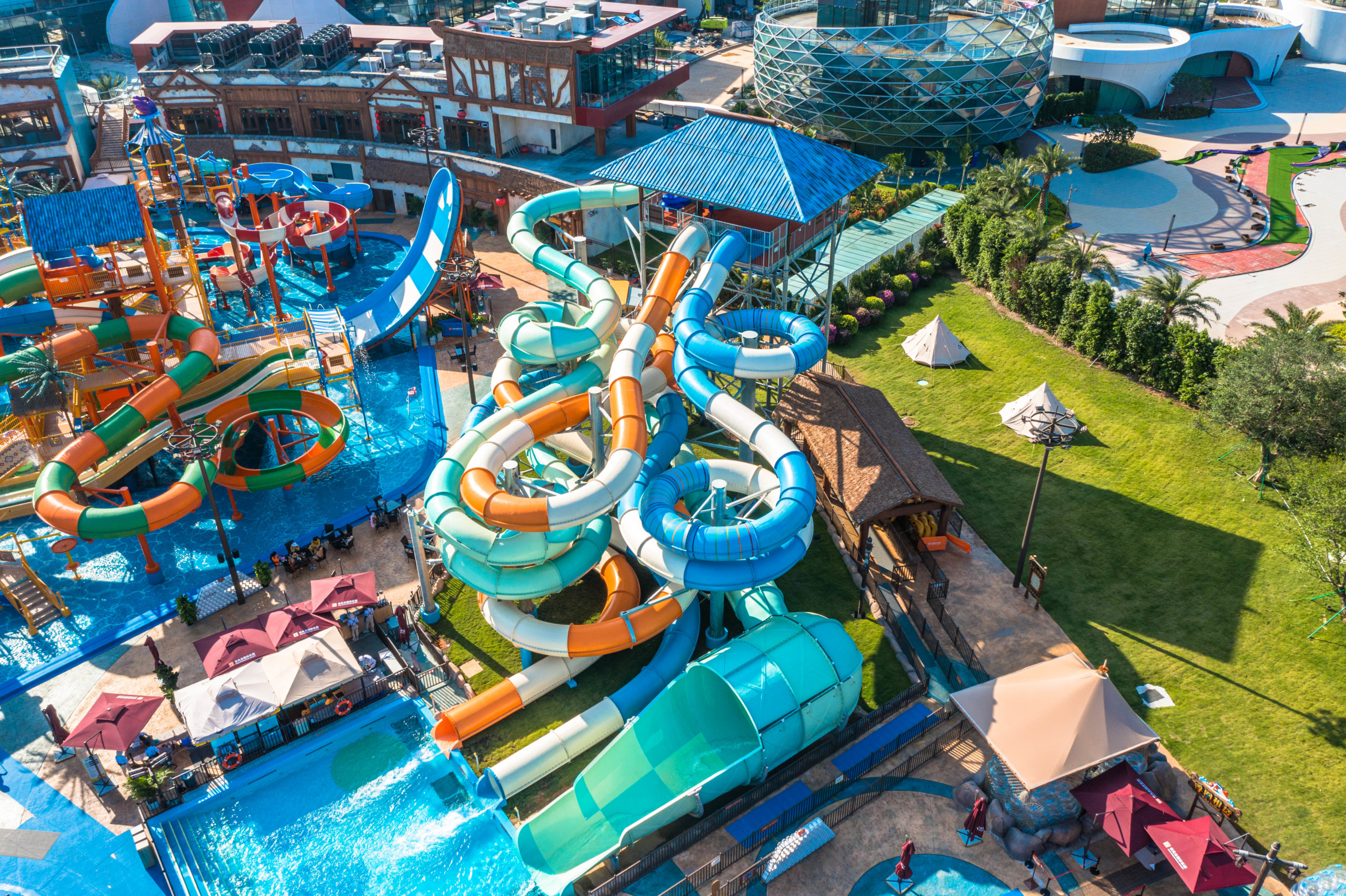 Rattler Constrictor AquaTube Best Water Slide Manufacturer