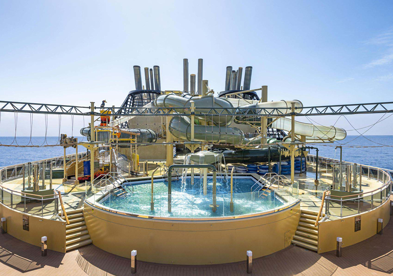 Savannah Waterpark on MSC Virtuosa