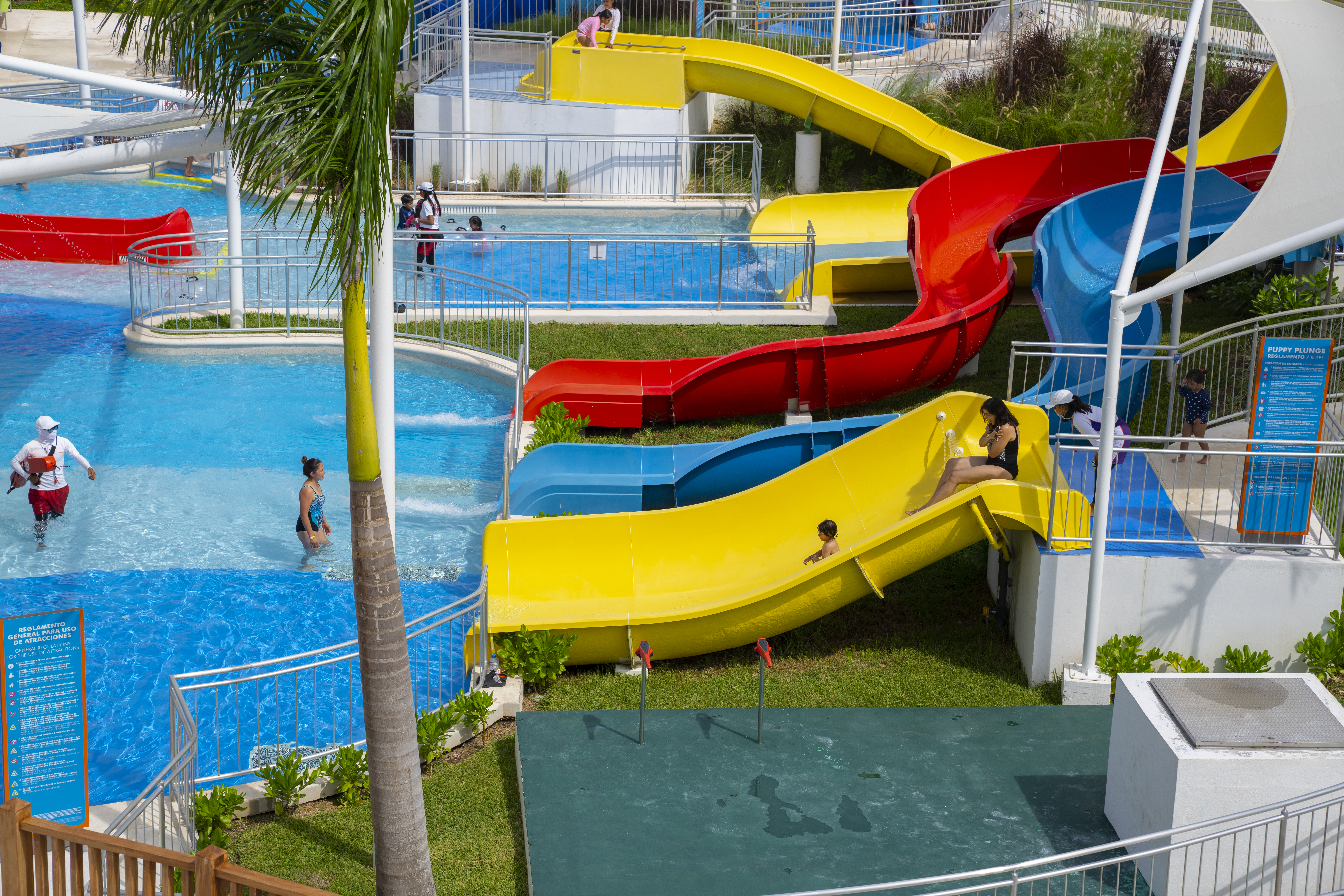 Kids Slides, AquaNick at Nickelodeon Hotel and Resort, Cancun, Mexico
