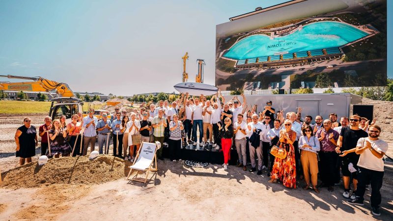 Group photo at ground breaking ceremony