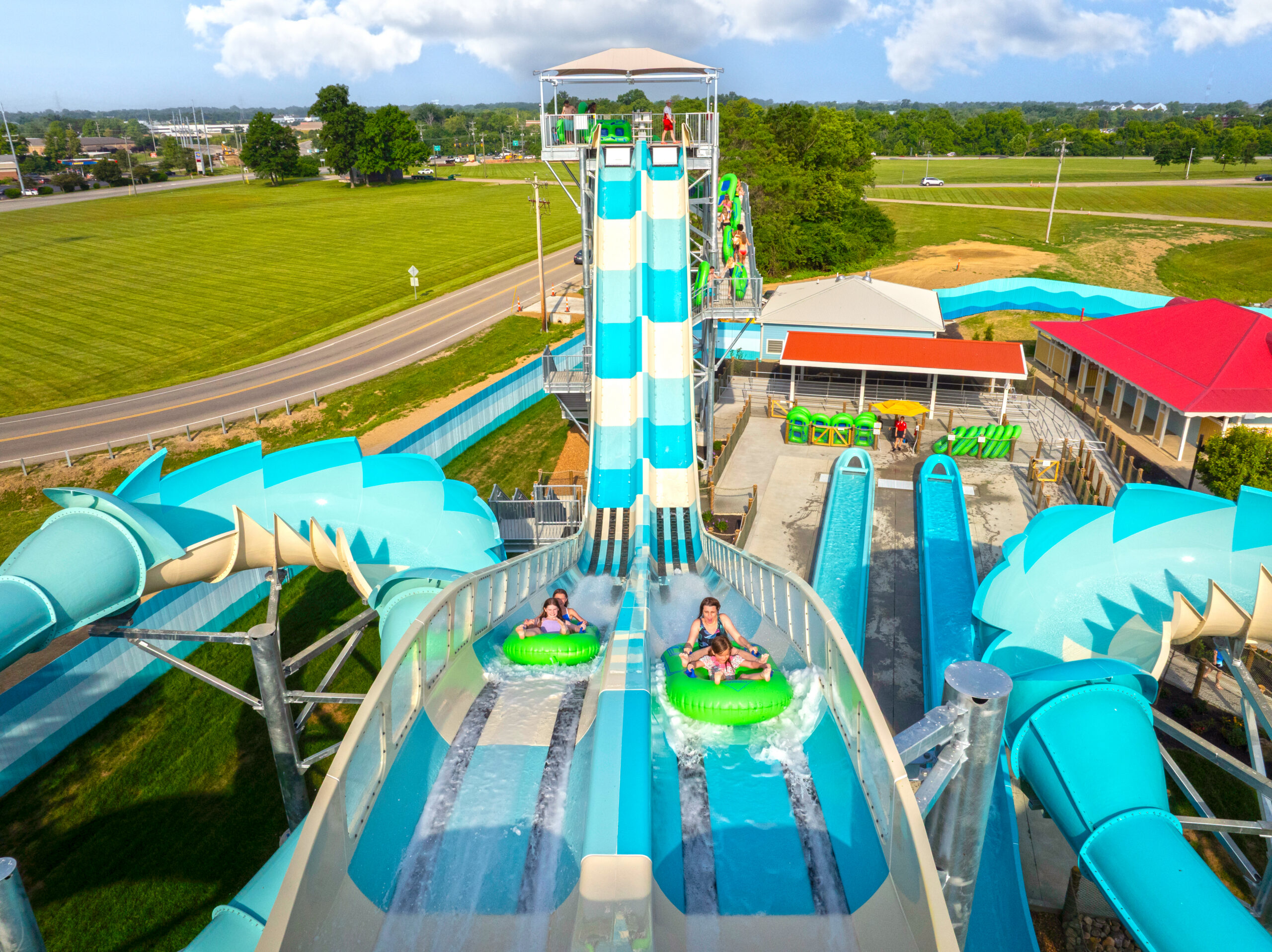 Side-by-side racing coaster