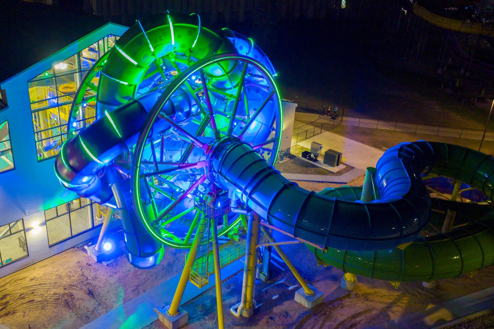 Slidewheel at night in water park