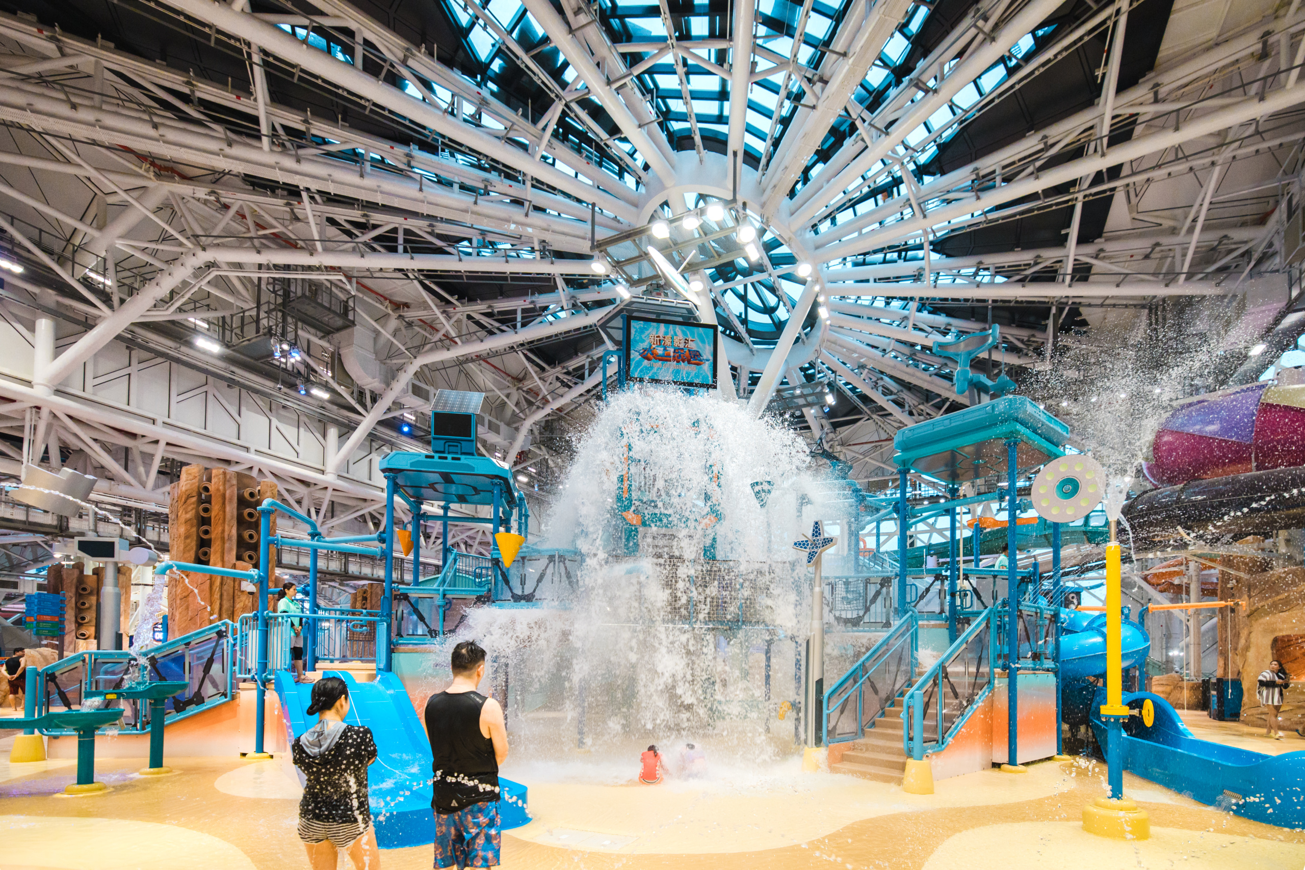 Big splash from an AquaPlay 1050 at the indoor Studio City Water Park