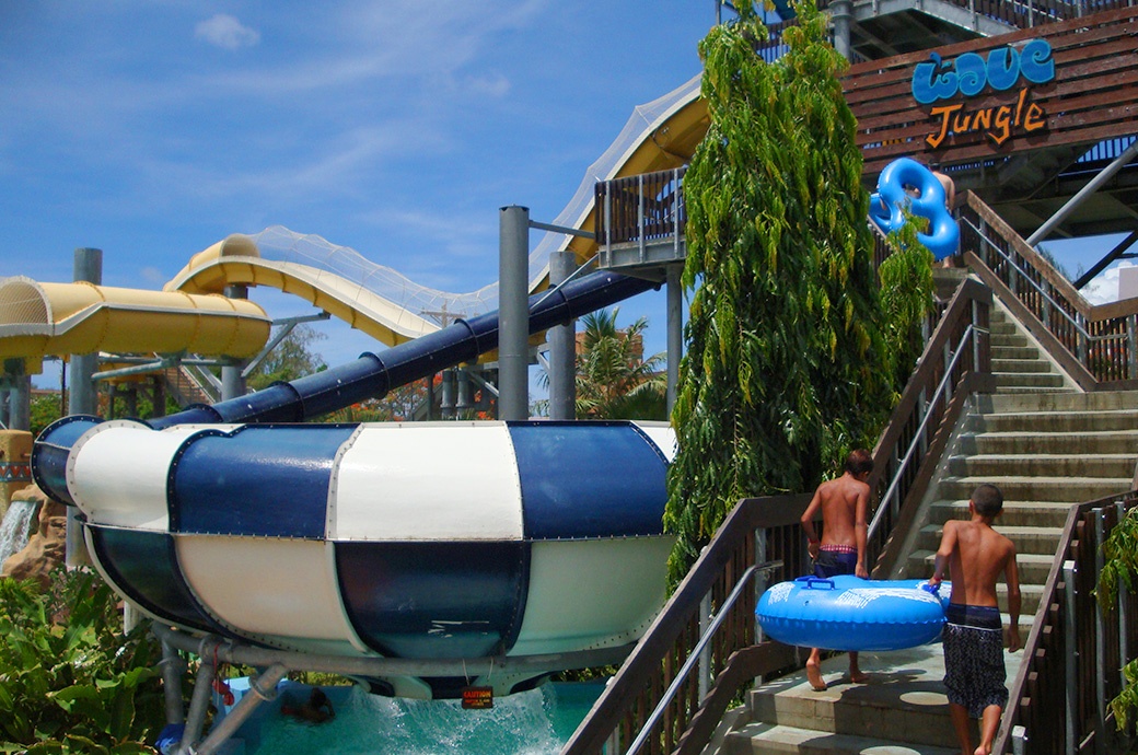 Space-Bowl-Saipan-World-Resort-Northern-Mariana-Islands