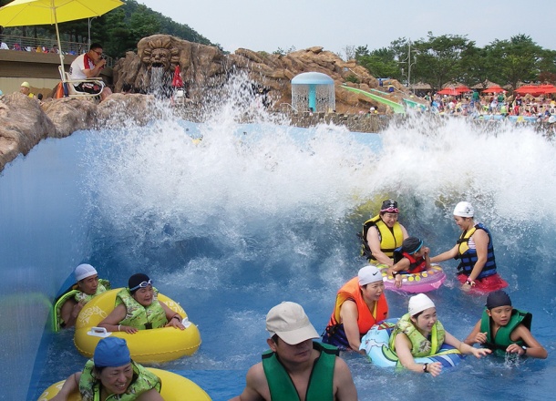 Extreme River - Vivaldi Park Ocean World, Korea (4)