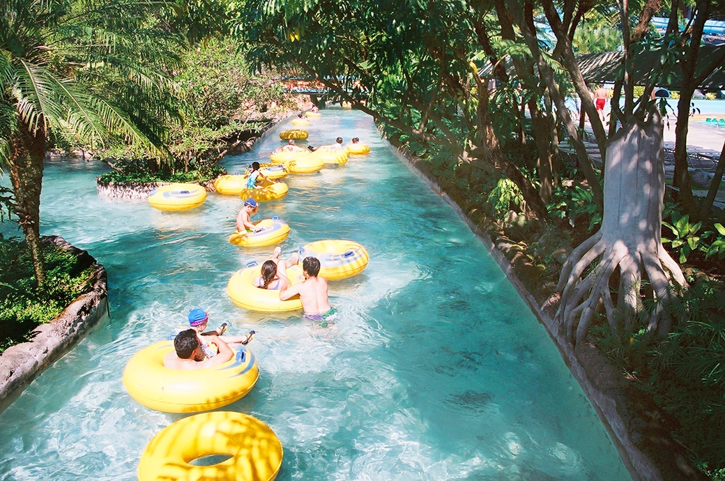 Wave River - Xocomil, Guatemala