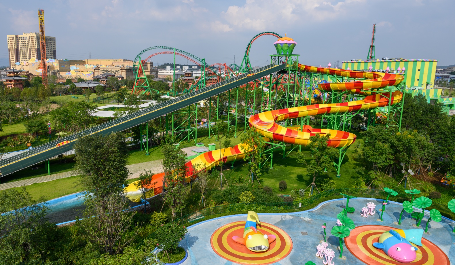 Spinning Rapids Ride - Sunac Land, Ghuanghou, China