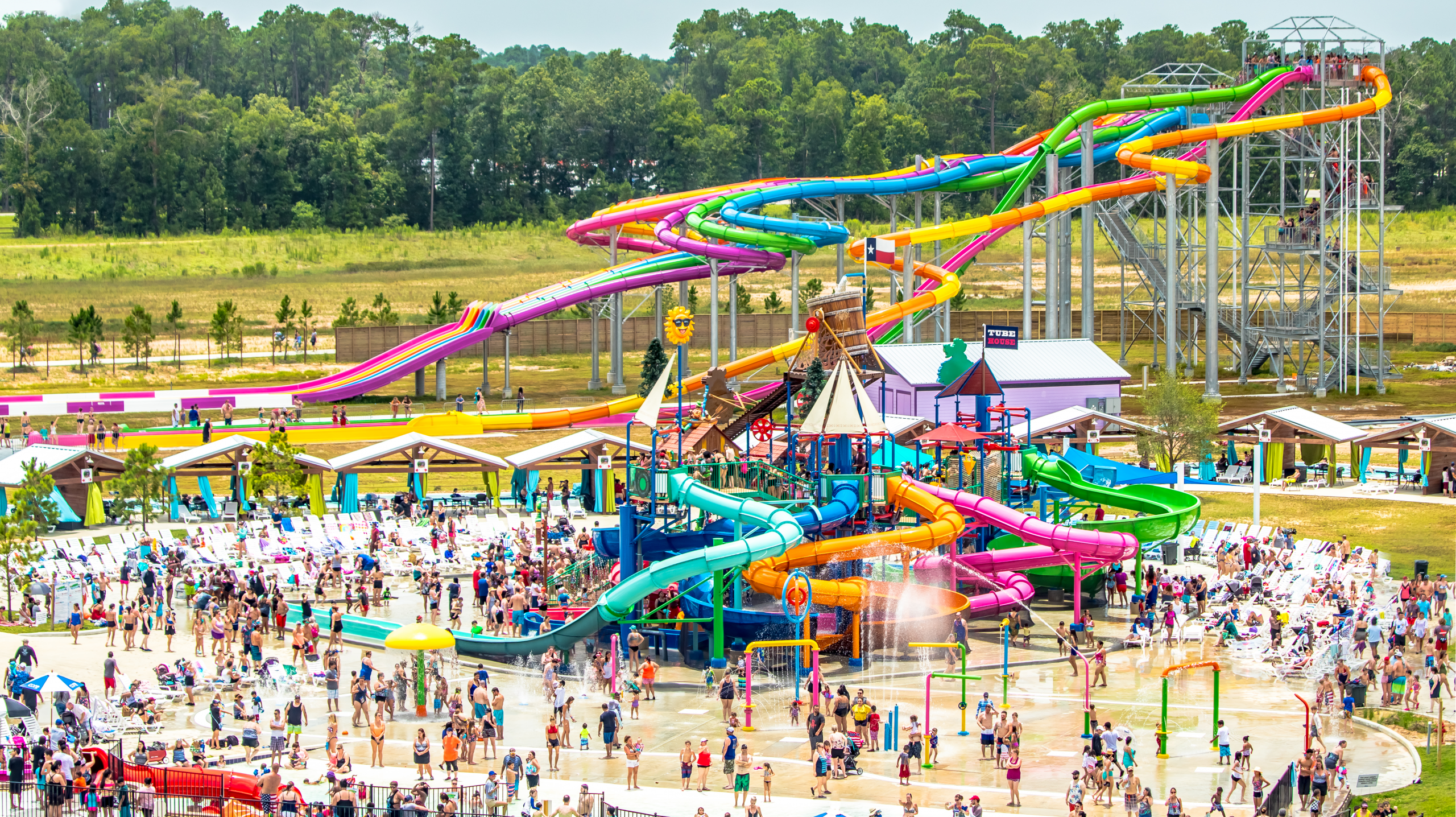 Many people in waterpark
