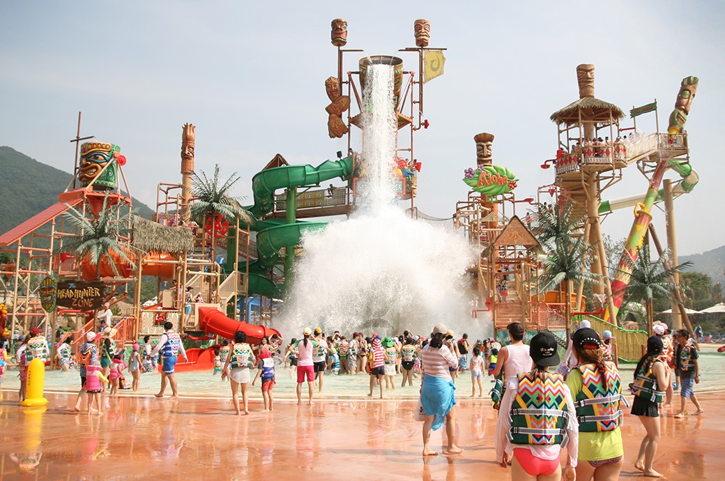 Giant RainFortress, Lotte Gimhae Waterpark, Korea