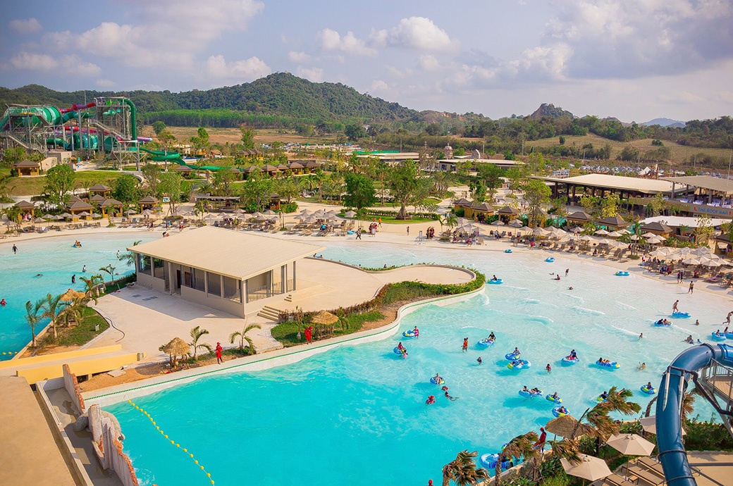 Dual Wave Pool, RamaYana Waterpark, Thailand