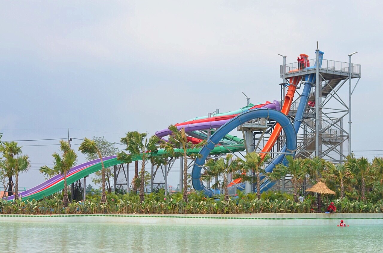 Slide Tower, RamaYana Waterpark, Thailand