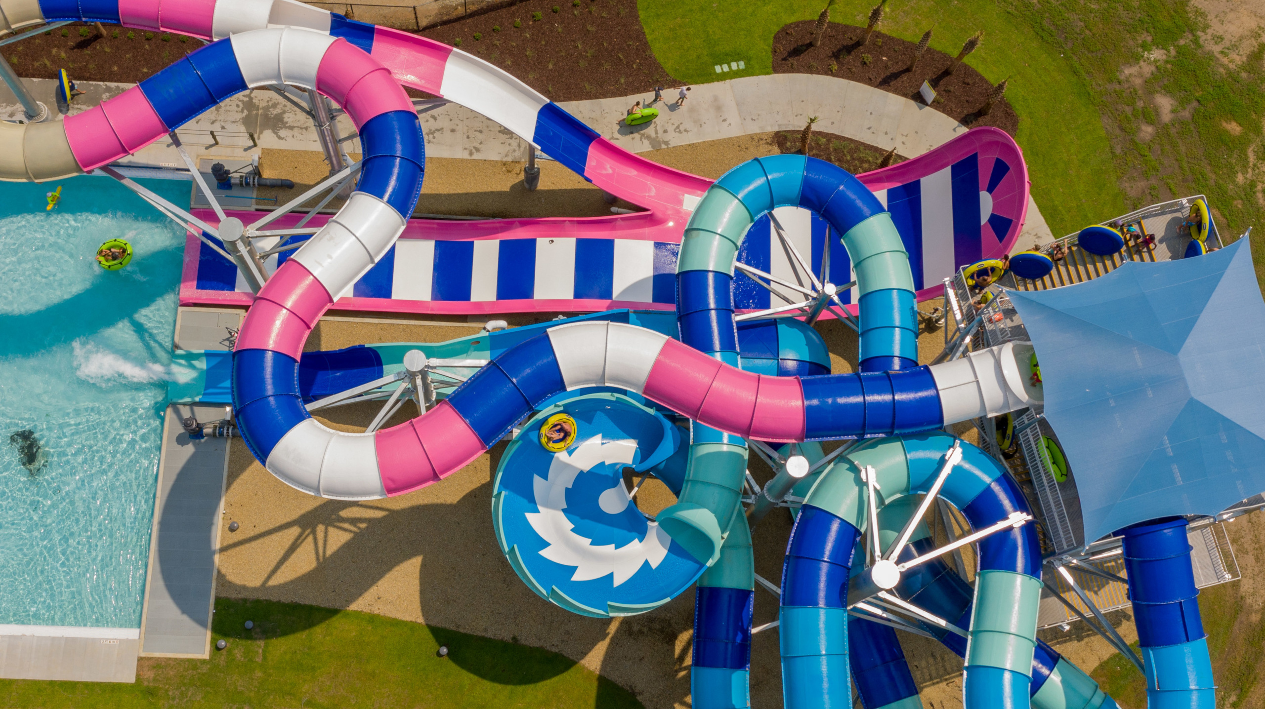 Boomerango, AquaSphere + Tailspin + Rattler Fusion, Whirlin' Waters Adventure Waterpark, North Charleston, USA,