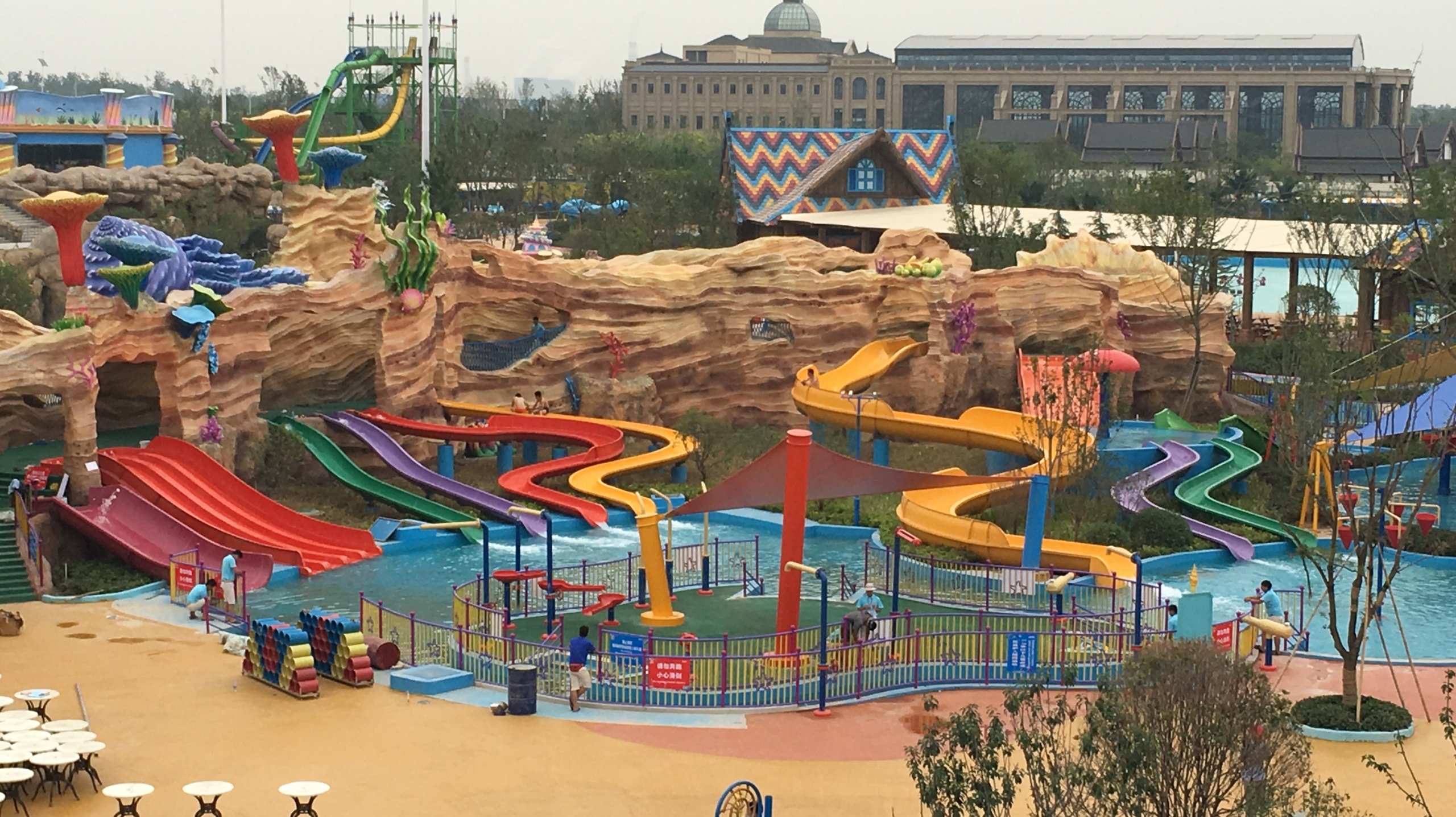Mini Ramp Slide, Happy Oceans Water Park, Henan, China
