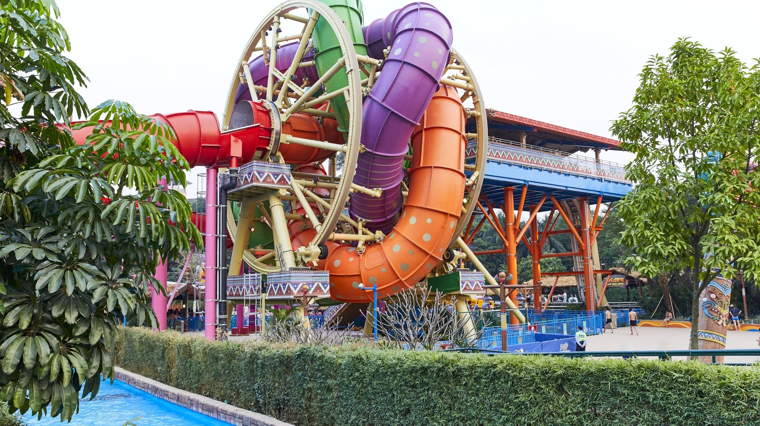 SlideWheel, Chimelong Waterpark, Zhuhai, China