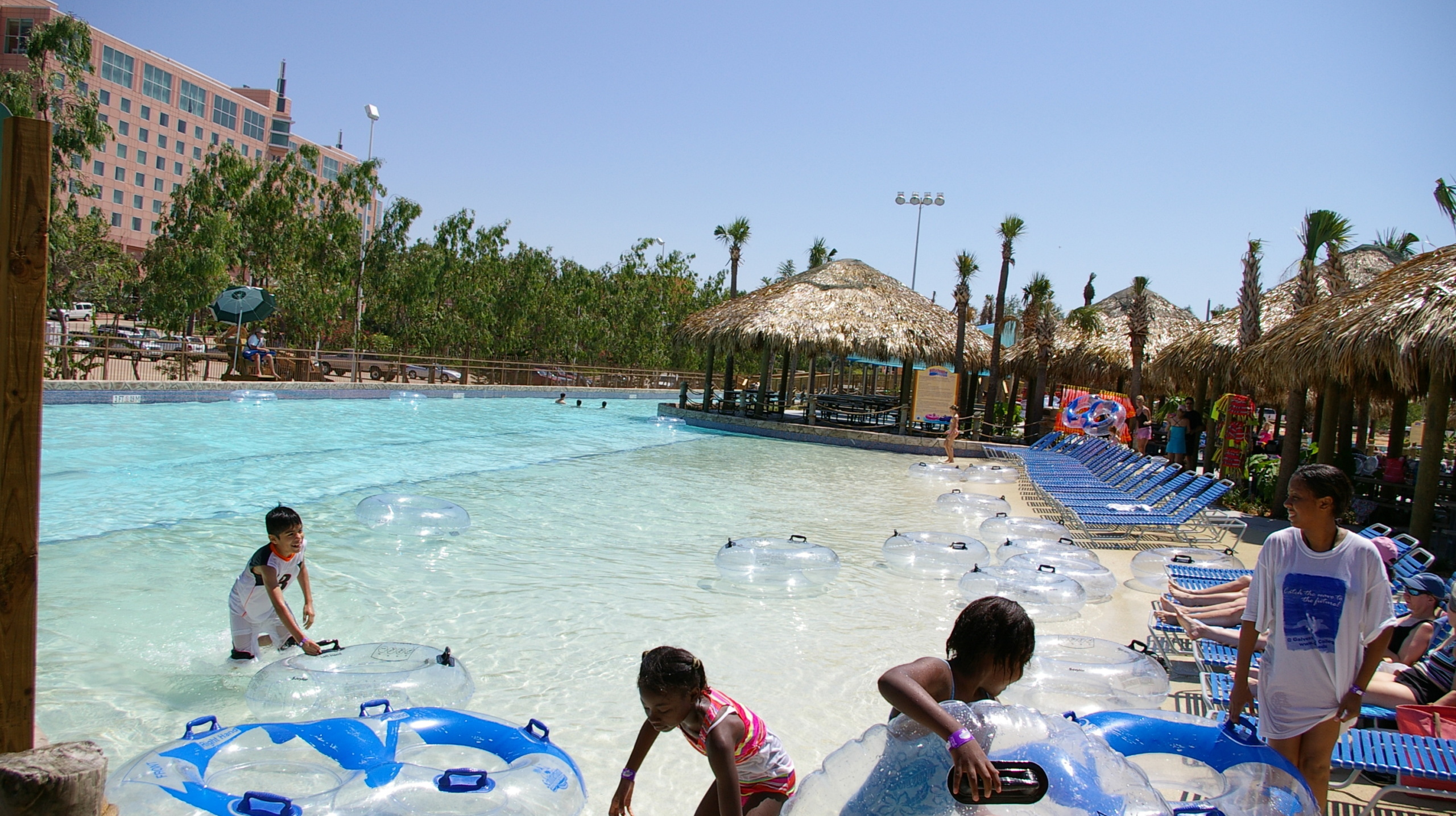 Wave Pool, Schlitterbahn Galveston, Texas, USA