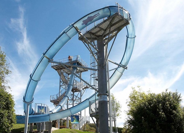 Best and most fun Water Slide Manufacturer AquaLoop Water Slide by WhiteWater West - Ixtapan de la Sal, Mexico