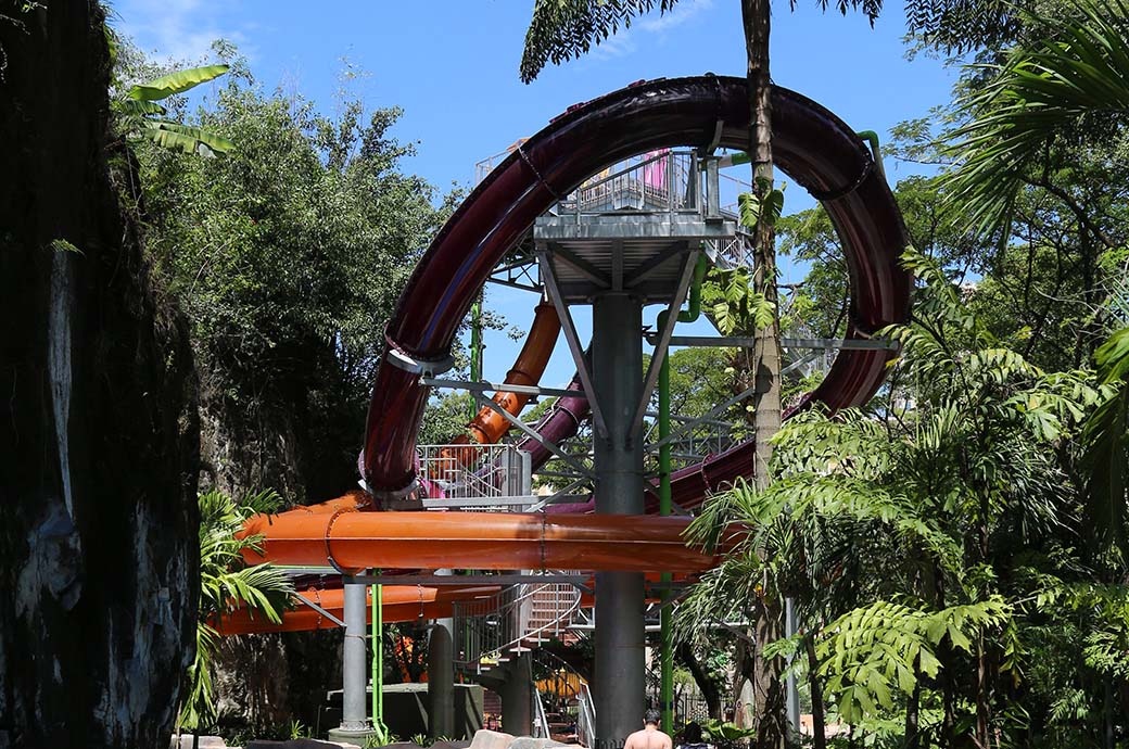 AquaLoop Water Slide - Sunway Lagoon, Malaysia