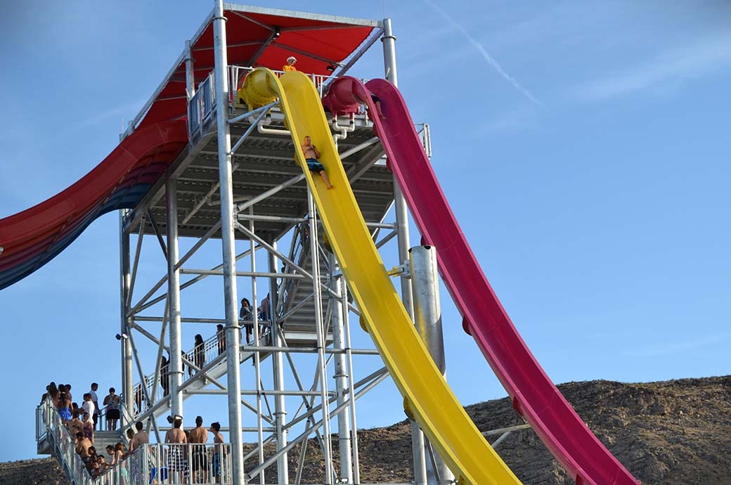 Freefall Water Slide Wet n Wild Water Park Las Vegas, NV, USA