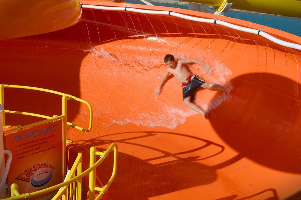Champagne Bowl Water Slide for Cruise Ship Carnival Breeze