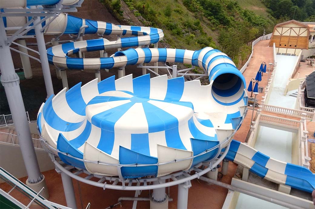 Water Slide Galaxy Bowl - Splash Seoul Water Park, Korea