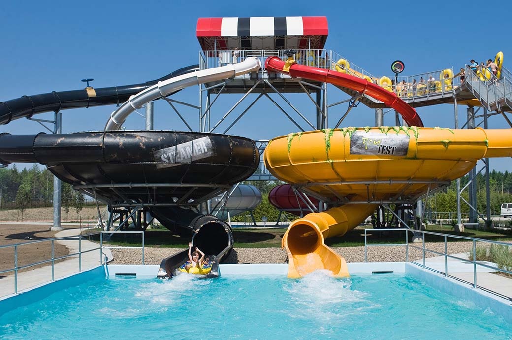 Super Bowl Water Slide - Calypso Waterpark, Ottawa, ON, Canada