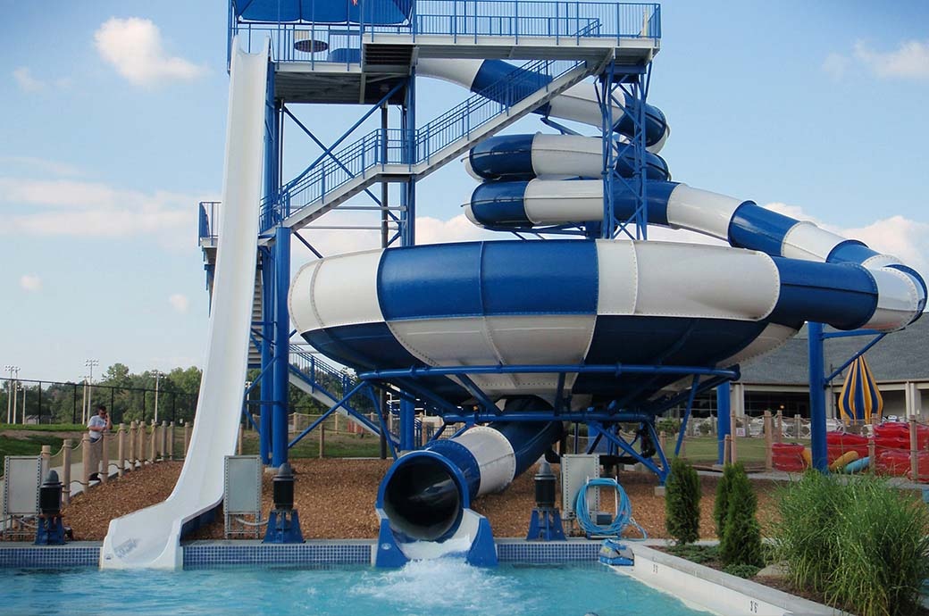 Super Bowl Water Slide - SomerSplash Waterpark, KY, USA