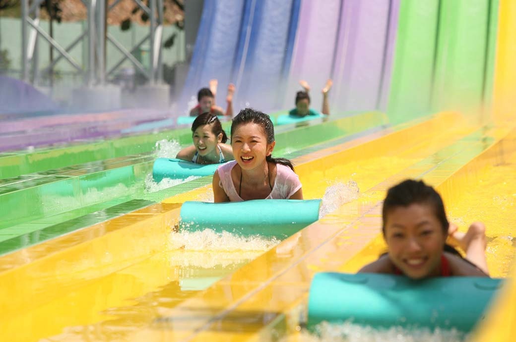 Whizzard Racing Water Slide - Chimelong Waterpark, Guangzhou, China