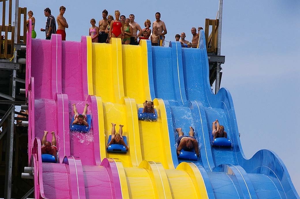 Mat Racer Water Slide - Mt Olympus Waterpark, Wisconsin Dells, WI, USA