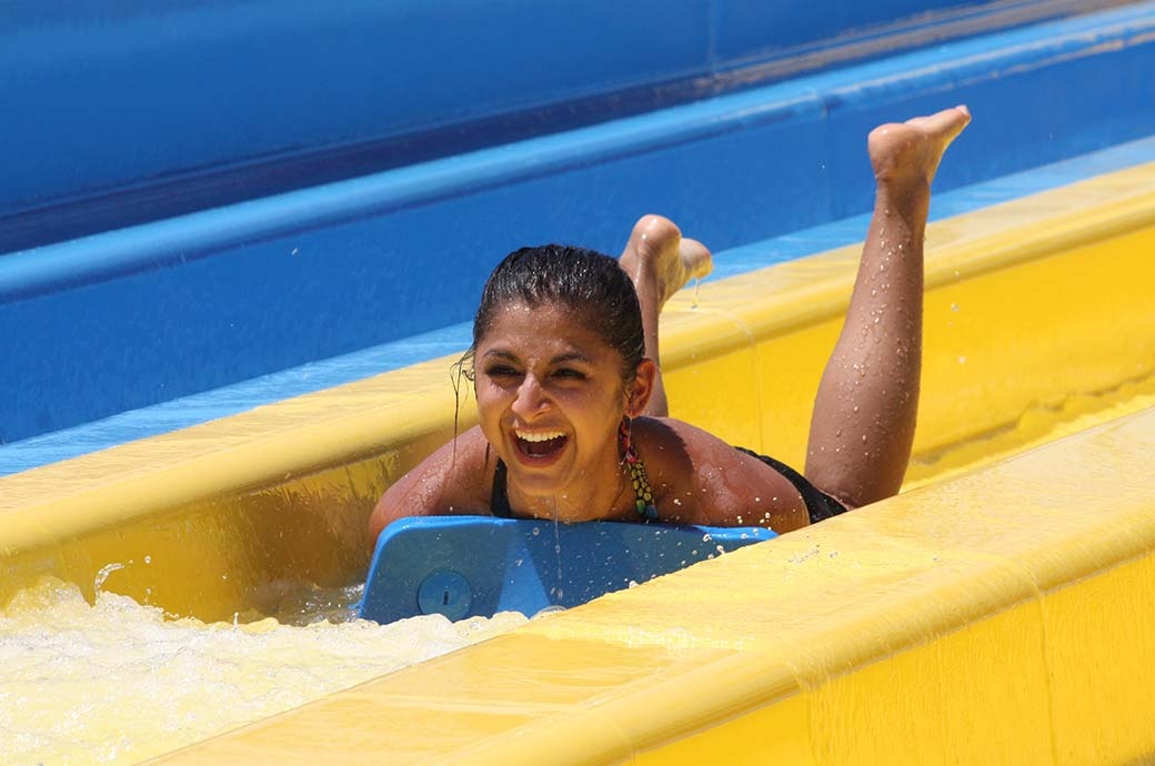 Mat Racer water slide - Pirates Bay Waterpark, Baytown, TX, USA