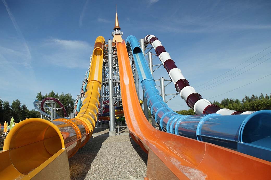 Big Water Slide AquaTube - Calypso Waterpark, Ottawa, ON, Canada