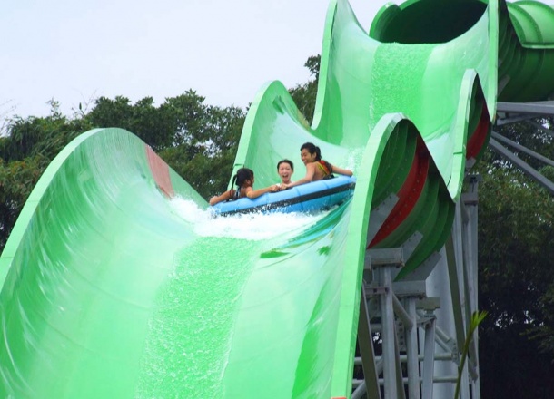 Best and Most Fun Bubba Tub Classic Water Slide by WhiteWater West- Chimelong Waterpark, Guangzhou, China