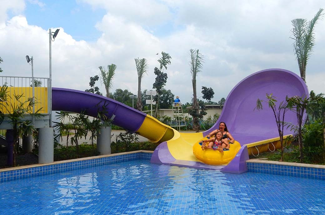 Kids Boomerango Water Slide GoWet Water Adventure, Jakarta, Indonesia