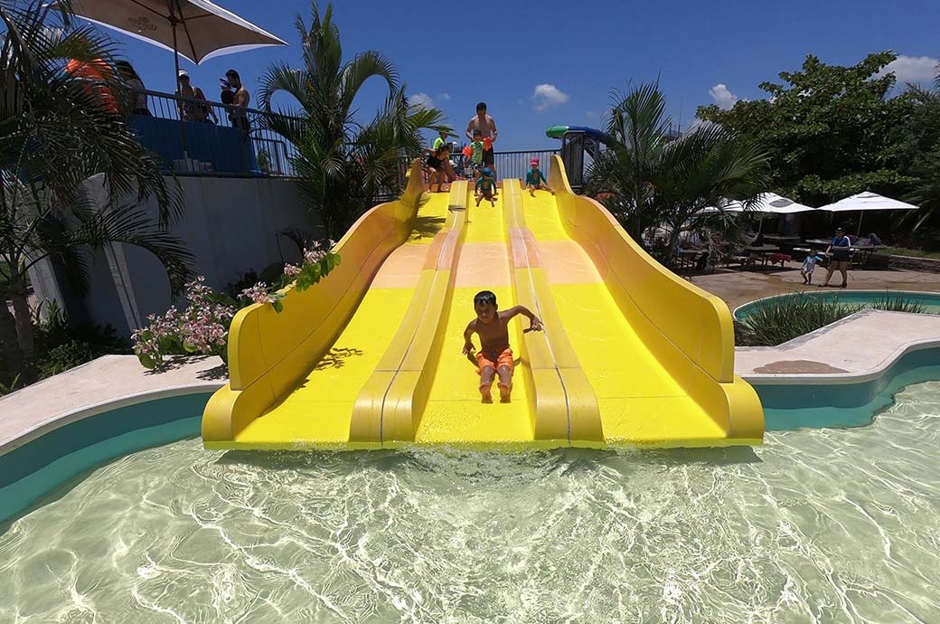 Mini Multi Lane Water Slide for Kids - Aquatico Inbursa Veracruz, Mexico