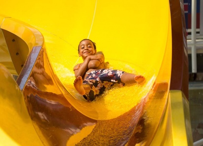 AquaPlay APX - Camelback Lodge and Aquatopia Indoor Waterpark, PA, USA