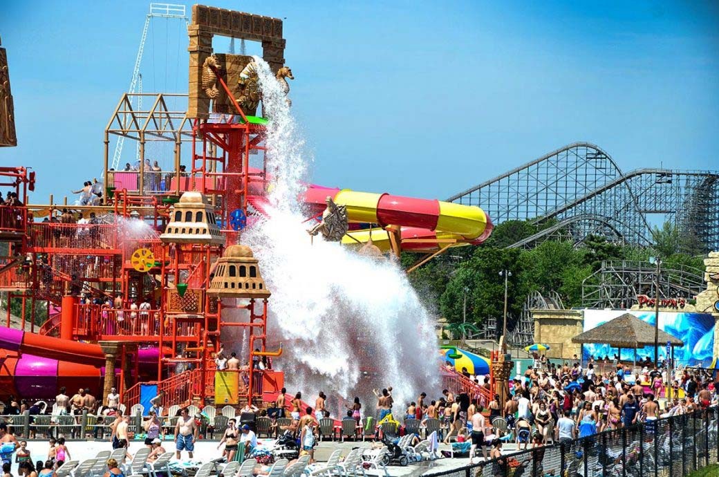 FusionFortress 17 Water Play Structure Manufacturer Mt Olympus, Wisconsin Dells, Wisconsin