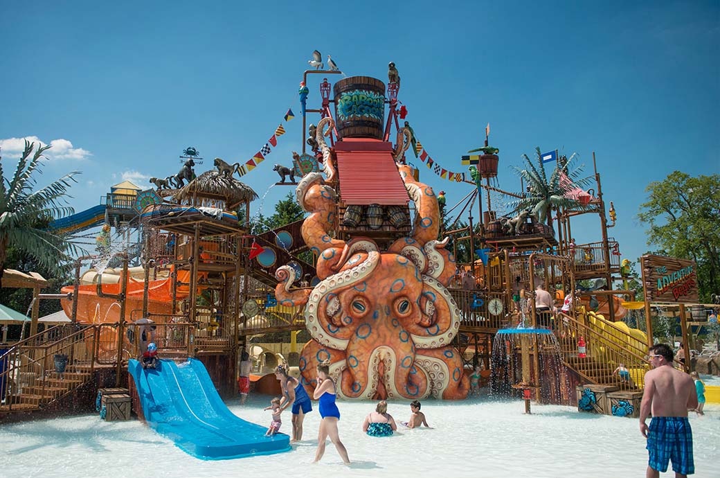 RainFortress RF5 Water Play Structure Supplier Zoombezi Bay, Columbus Zoo, OH