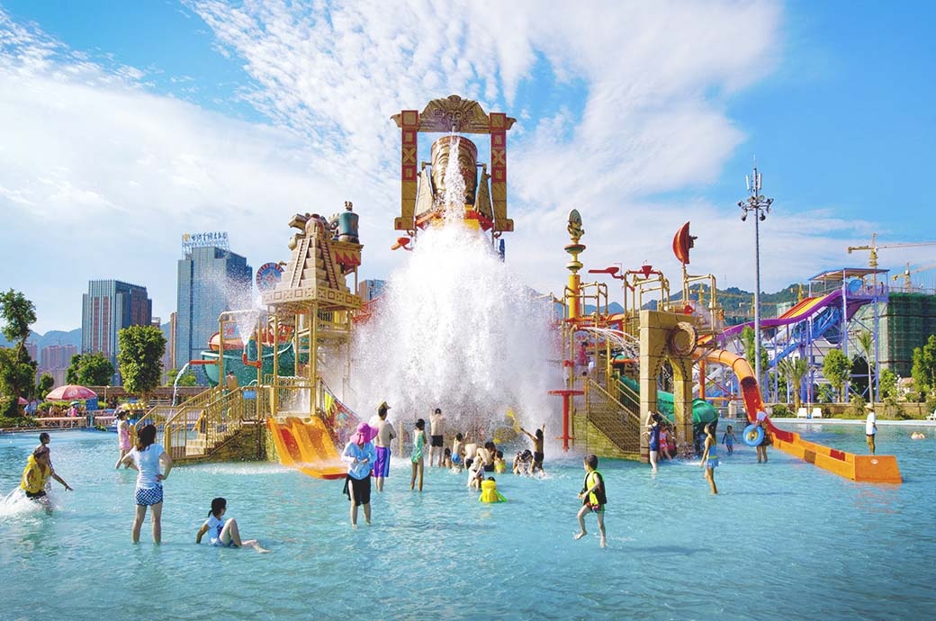 RainFortress RF6 Water Play Structure Supplier Gui'an Xintiandi Waterpark, Fuzhou, China