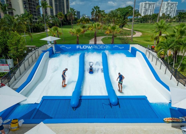 FlowRider Triple Surf Simulator, Tidal Cove Waterpark, Adventura, USA