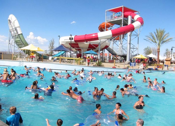 Family Wave Pool Construction Company - Wet'n'Wild Las Vegas, NV, USA