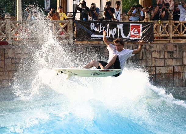 Surf Wave Pool Company - Sunway Lagoon, Malaysia