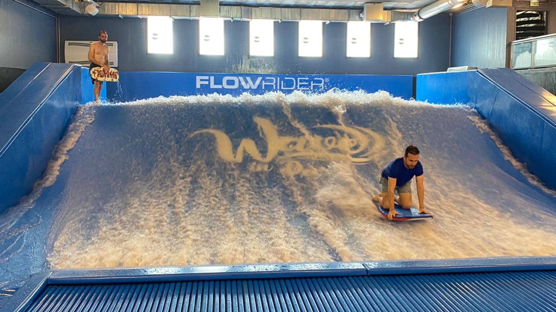 FlowRider Double, Wave in Paris, Paris, France