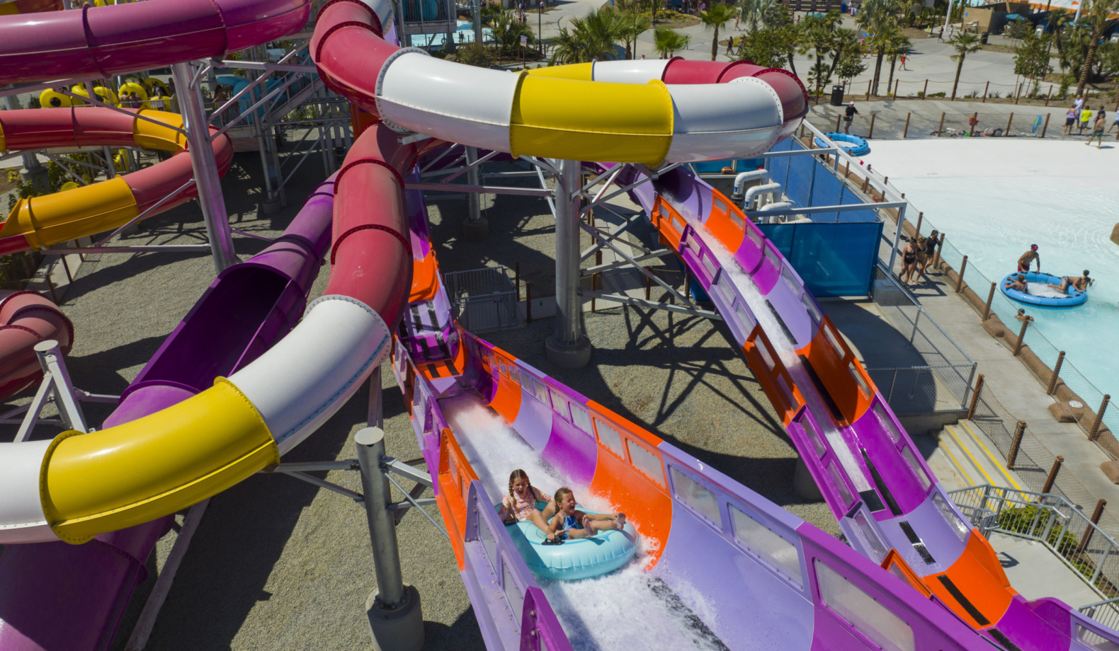 Master Blaster Slide Tower, Wild Rivers Waterpark, Irvine, USA