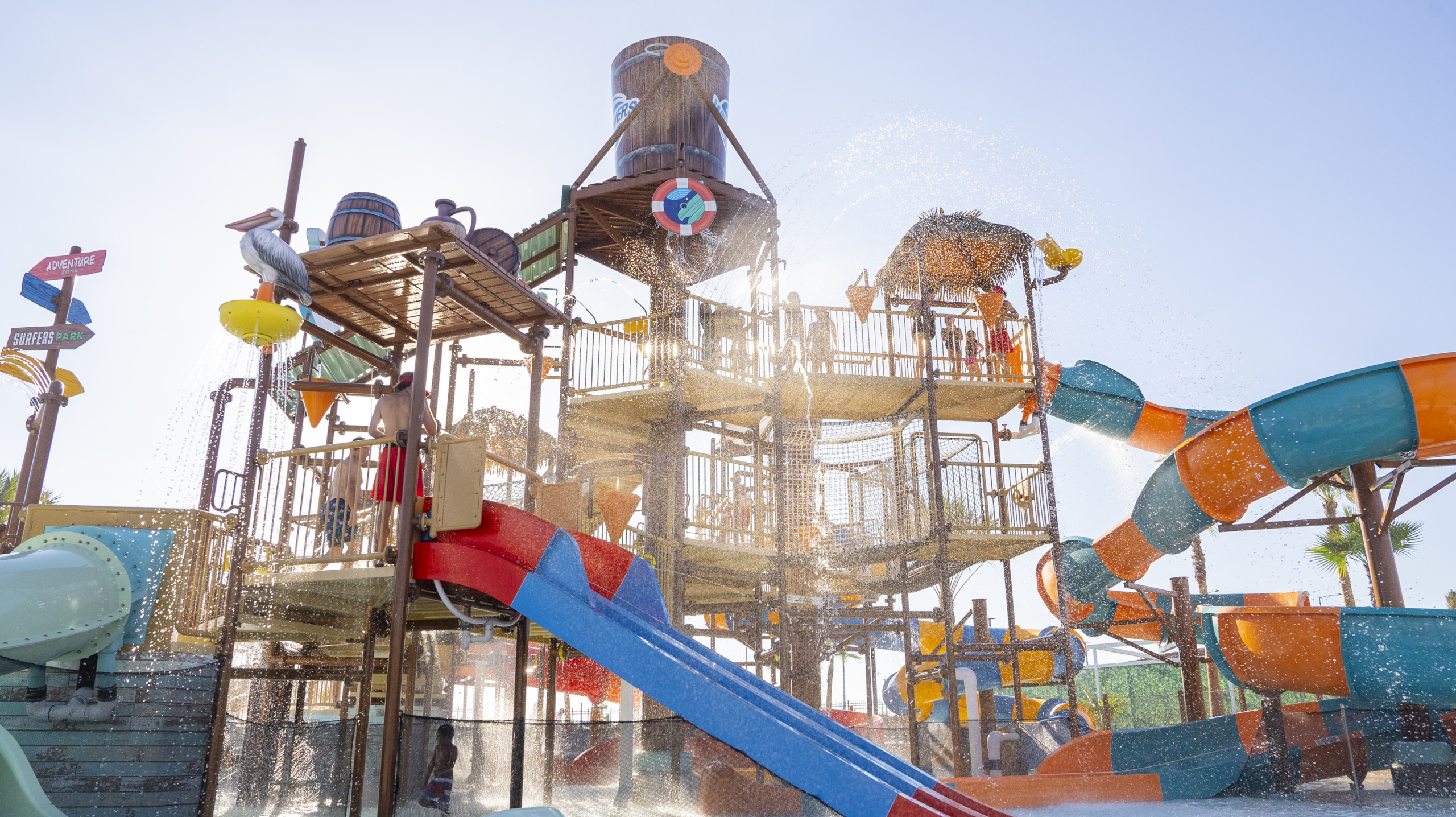 RainFortress 4, Wild Rivers Waterpark, Irvine, USA