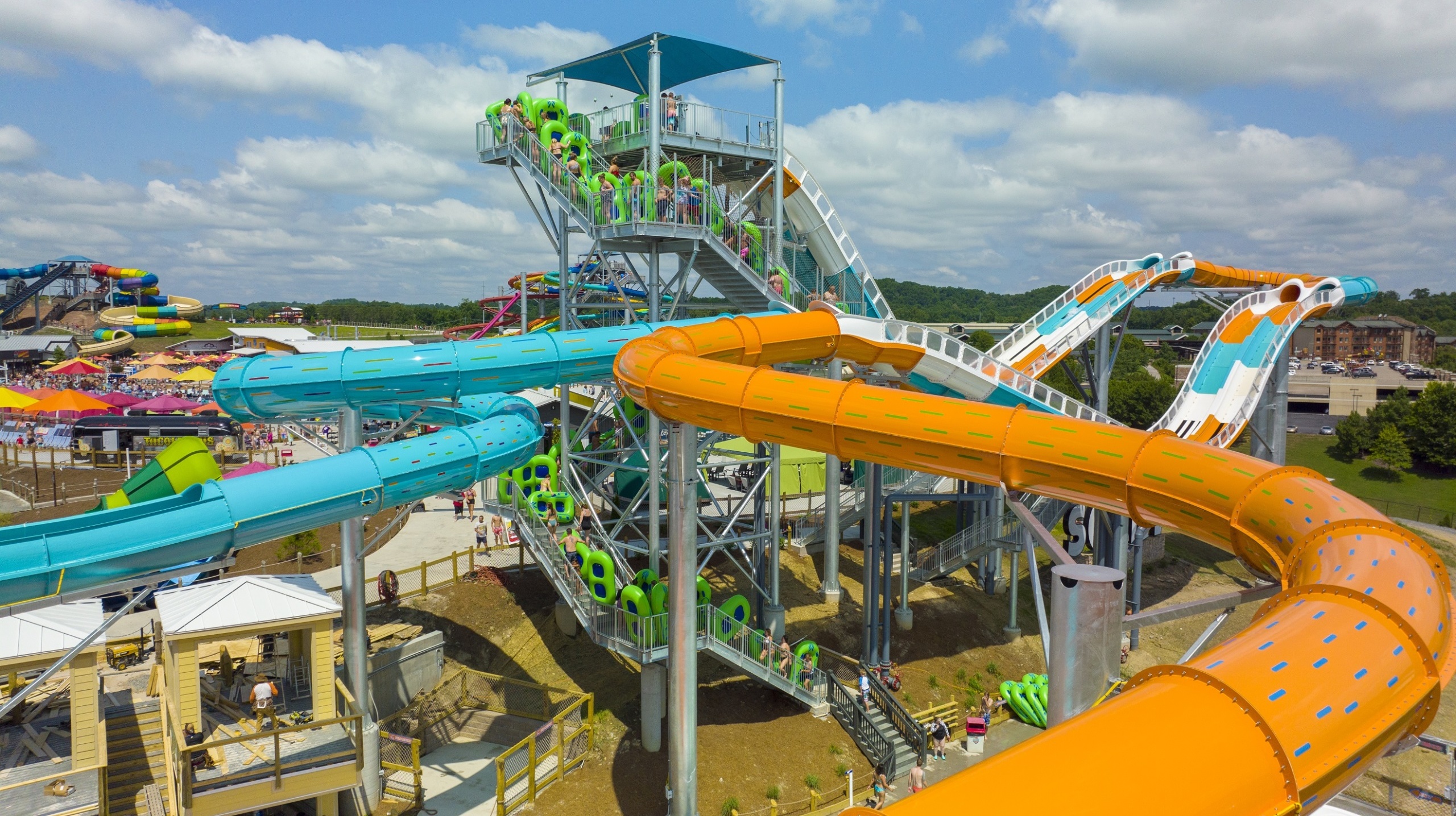 Blasterango-Battle-Soaky-Mountain-Waterpark-Sevierville-USA-Photo28