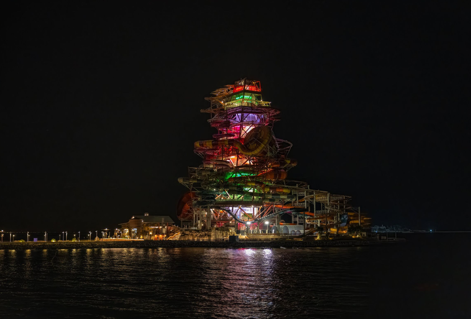 Icon Tower, Meryal Waterpark, Lusail, Qatar