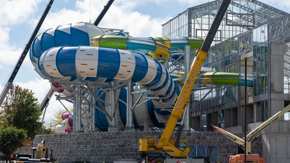 bavarian_blast_waterslide-w1000